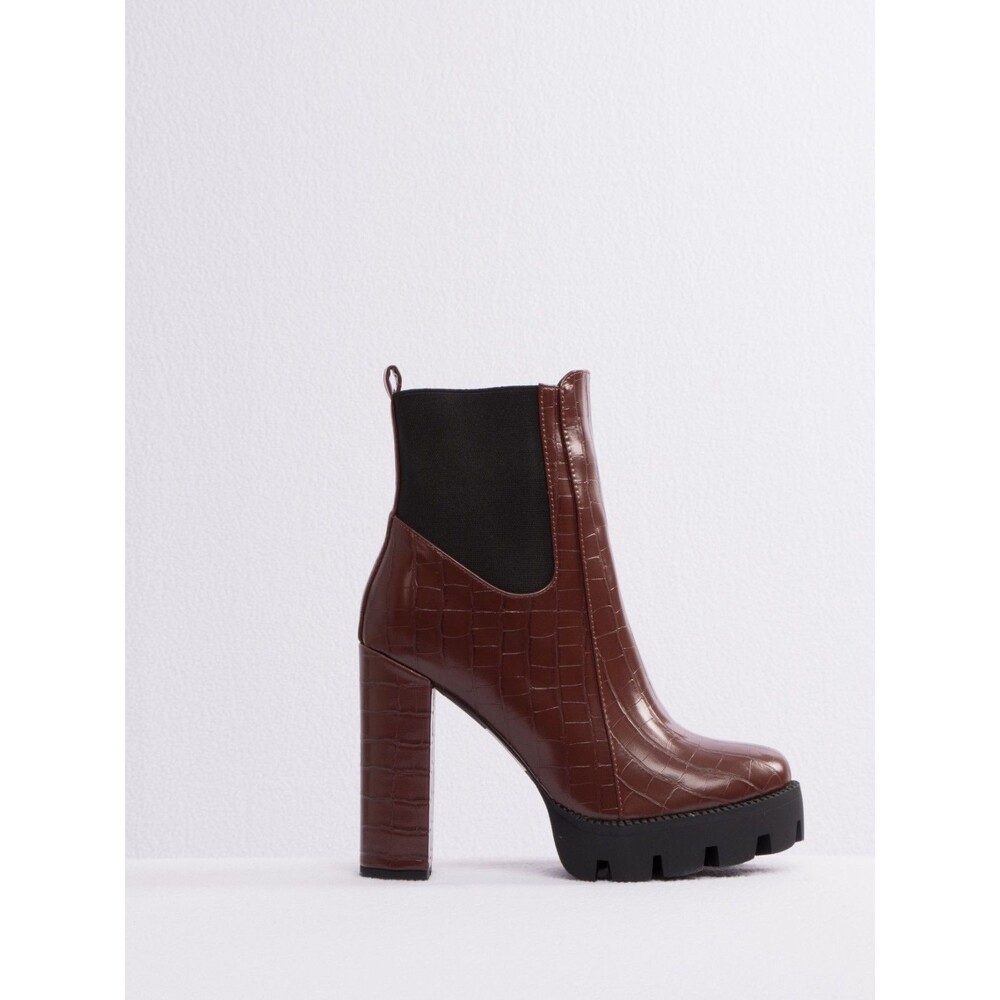 London Rag Brown Crocodile Chelsea Boots Size US 9